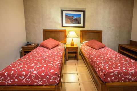 The Continental Hotel - Accommodation Australia 38