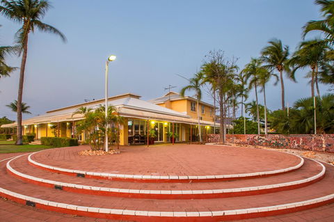 The Continental Hotel - Accommodation Australia 8