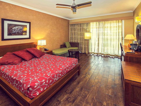 The Continental Hotel - Accommodation Australia 42