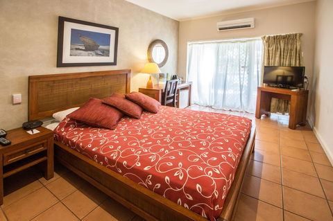 The Continental Hotel - Accommodation Australia 35