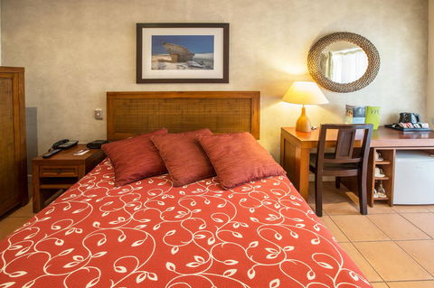 The Continental Hotel - Accommodation Australia 34