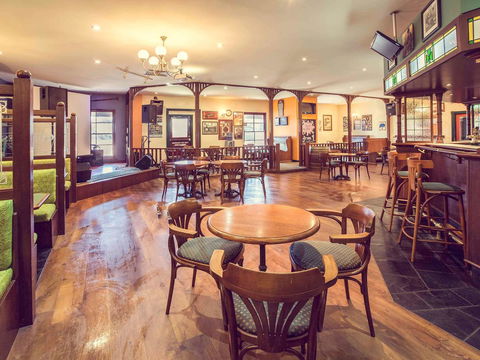 The Continental Hotel - Accommodation Australia 40