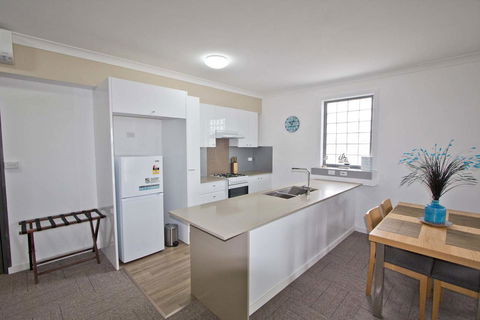 Morisset Serviced Apartments - Accommodation Australia 33