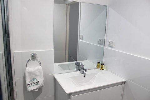 Morisset Serviced Apartments - Accommodation Australia 9