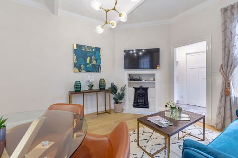 Heritage Townhouse Near Harbour Bridge - Local Tourism 17
