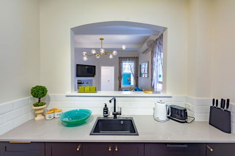 Heritage Townhouse Near Harbour Bridge - Local Tourism 13