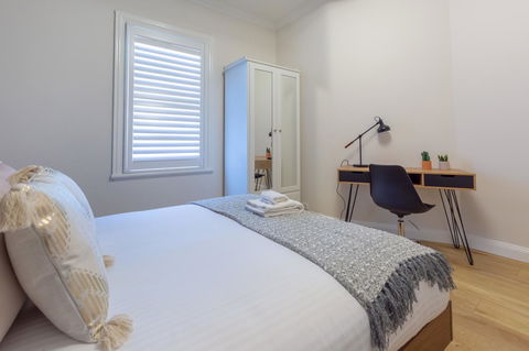 Heritage Townhouse Near Harbour Bridge - Local Tourism 6