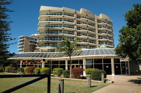 Northpoint Apartments - Accommodation Australia 4