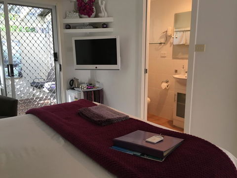 Nelson Bay Bed & Breakfast - Accommodation Australia 21