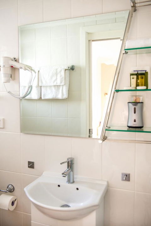 Nelson Bay Bed & Breakfast - Accommodation Australia 27