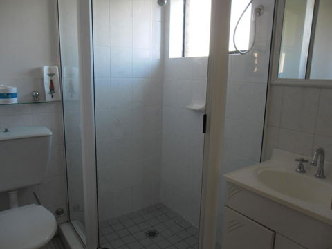 Ben Chifley Motor Inn - Australia Shopping 38