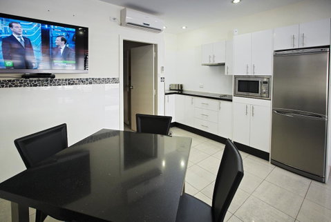 Jesmond Executive Villas - Accommodation Australia 21