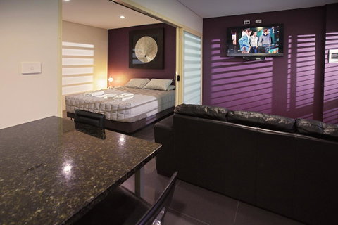 Jesmond Executive Villas - Accommodation Australia 28