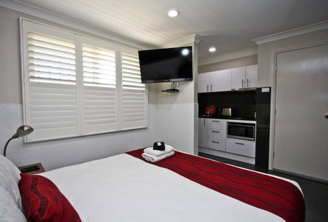 Jesmond Executive Villas - Accommodation Australia 42