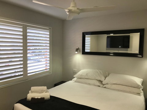 Jesmond Executive Villas - Accommodation Australia 8