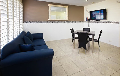 Jesmond Executive Villas - Accommodation Australia 20