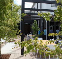 Crossroads Hotel - Accommodation Australia