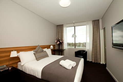 Metro Hotel Miranda - Accommodation Australia 13