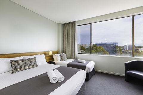 Metro Hotel Miranda - Accommodation Australia 19