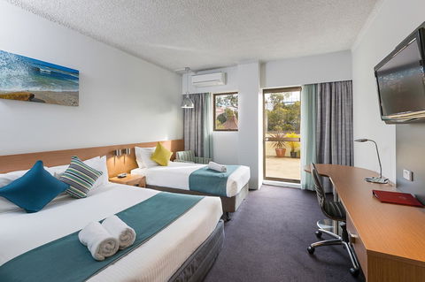 Metro Hotel Miranda - Accommodation Australia 0