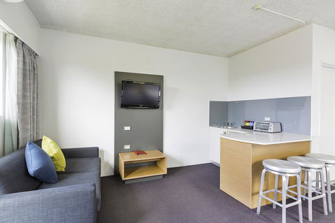 Metro Hotel Miranda - Accommodation Australia 7