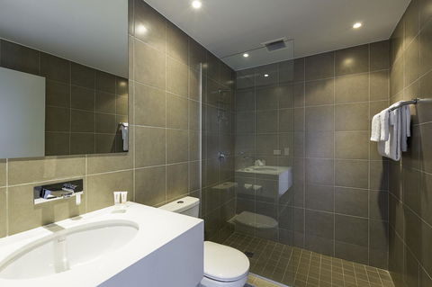 Metro Hotel Miranda - Accommodation Australia 21