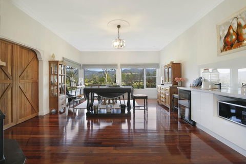 Romanz In The Valley (Luxury B&B) - Accommodation Australia 19