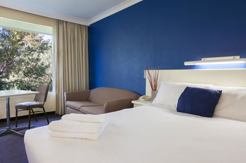 Ibis Styles Tamworth - Australia Shopping 26