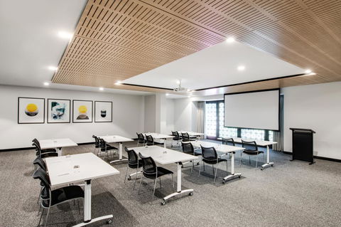 Vibe Hotel North Sydney - Accommodation Australia 17