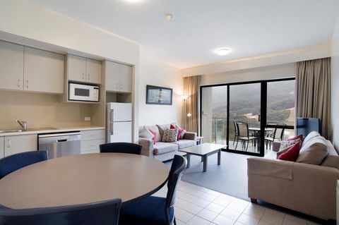 Lantern 1 Bedroom Balcony With Panoramic View - Accommodation Australia 18