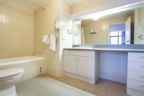 Lantern 1 Bedroom Balcony With Panoramic View - Accommodation Australia 12