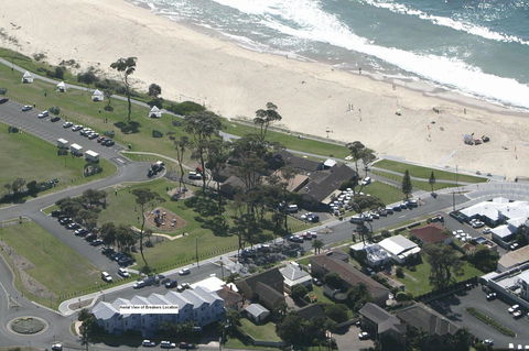 Breakers Apartments - Accommodation Australia 17