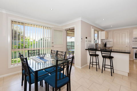 Colonial Court Villas - Accommodation Australia 34