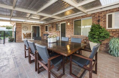 Colonial Court Villas - Accommodation Australia 5