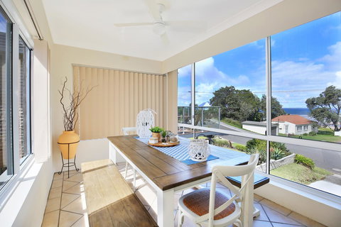 The Rotunda, Gerroa - Accommodation Australia 15