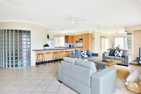 The Rotunda, Gerroa - Accommodation Australia 9