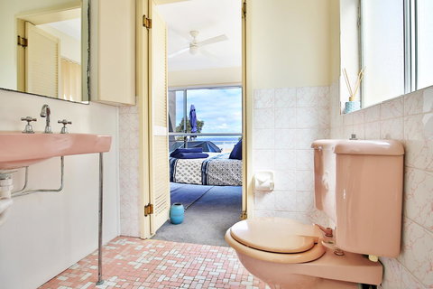The Rotunda, Gerroa - Accommodation Australia 26