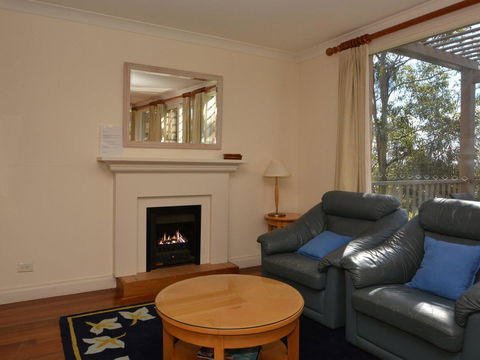 Villa 2br Prosecco Villa Located Within Cypress Lakes Resort - Accommodation Australia 2
