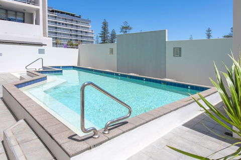 Macquarie Waters Boutique Apartment Hotel - Local Tourism 4
