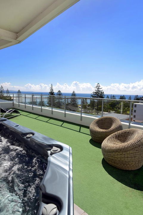 Macquarie Waters Boutique Apartment Hotel - Local Tourism 8