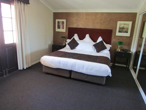 Crowne Plaza Hawkesbury Valley, An IHG Hotel - Australia Shopping 16