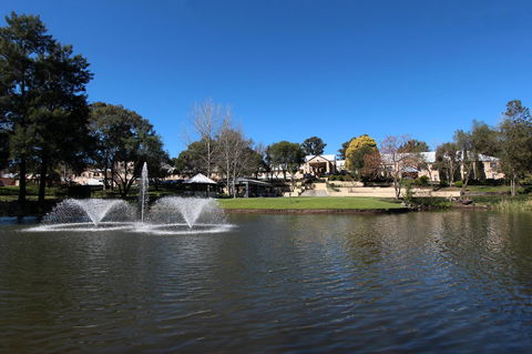 Crowne Plaza Hawkesbury Valley, An IHG Hotel - Australia Shopping 3