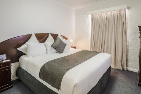 Crowne Plaza Hawkesbury Valley, An IHG Hotel - Australia Shopping 29