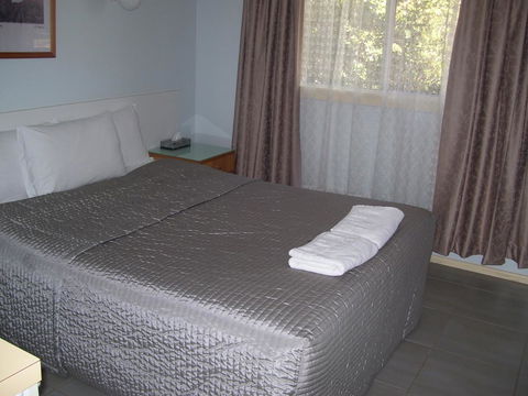 Glenwood Tourist Park & Motel - Accommodation Australia 28