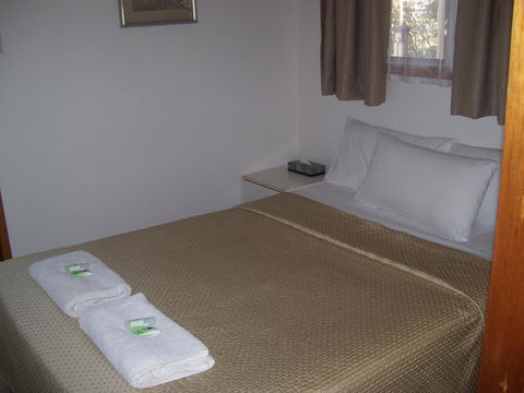 Glenwood Tourist Park & Motel - Accommodation Australia 21