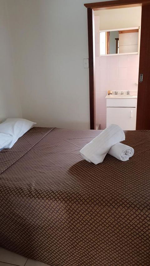 Glenwood Tourist Park & Motel - Accommodation Australia 1