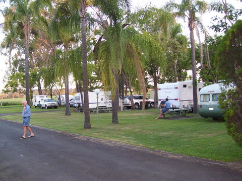 Glenwood Tourist Park & Motel - Accommodation Australia 8
