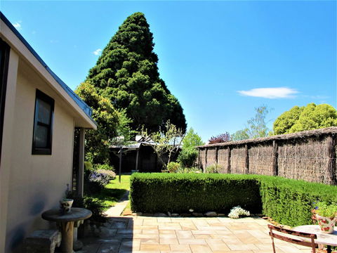 Apple Tree Cottage - Accommodation Australia 21