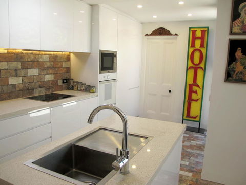 Apple Tree Cottage - Accommodation Australia 5
