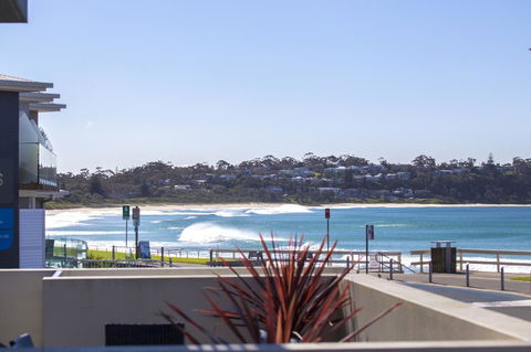 Beachfront 2 - Accommodation Australia 6
